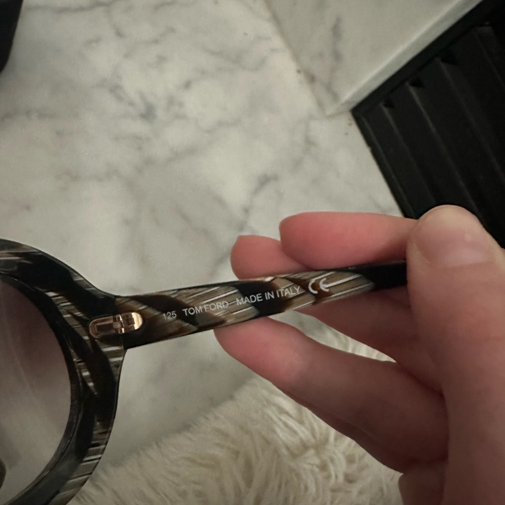 Tom Ford Marissa TF18 Sunglasses - Picture 5 of 7